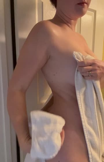 titty drop towel tits 