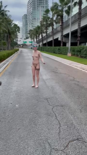 nsfw r/caughtpublic usa naked exhibitionist nsfw video