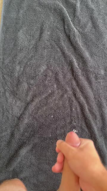 cum big dick masturbating cumshot amateur 