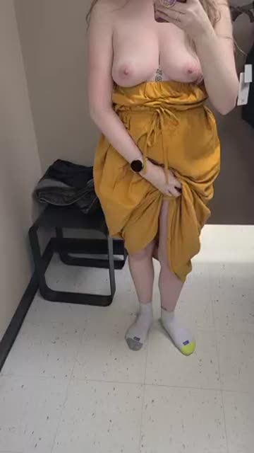 dress changing room boobs hot video