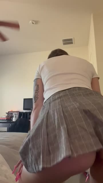 twerking hotwife skirt xxx video