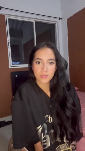 solo cute latina nsfw video