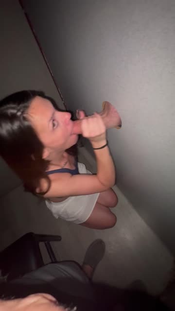 milf homemade onlyfans brunette blowjob glory hole sex video