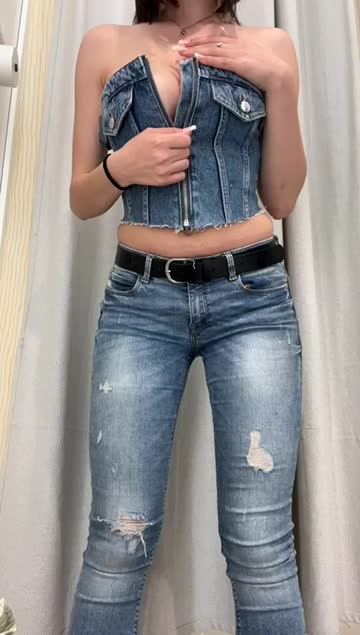 teen amateur tits nsfw video