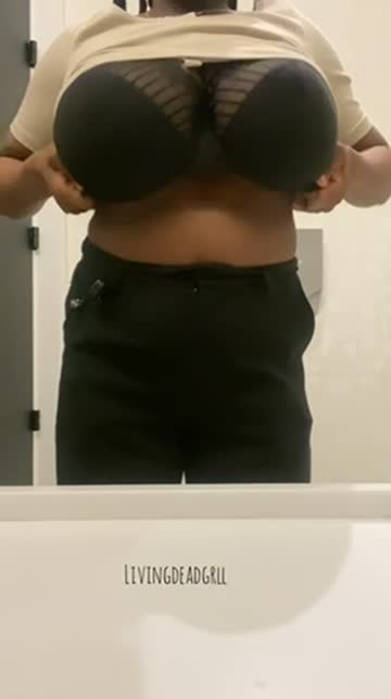 huge tits thick ebony 