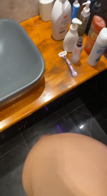 tits teen solo 