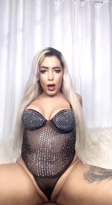 amateur latina solo nsfw video