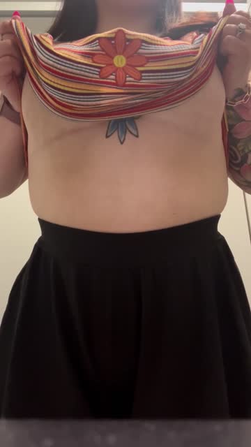 chubby big tits pierced free porn video