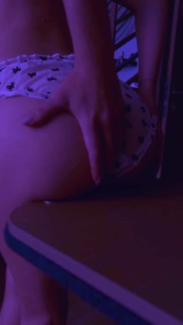cute ass milf nsfw video