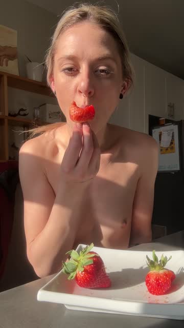 amateur teen small tits nsfw video
