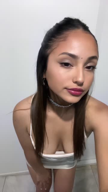 latina onlyfans amateur brunette nsfw video