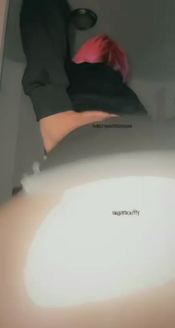ass clapping bouncing alt goth tiny nsfw video
