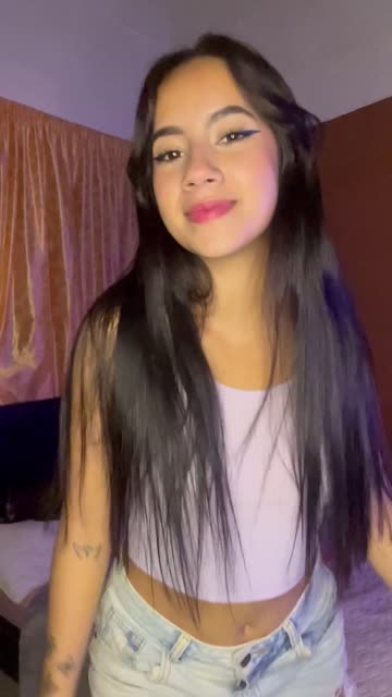 latina brunette solo 