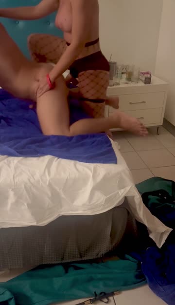 pegging subby boyfriend femdom kinky submissive porn video