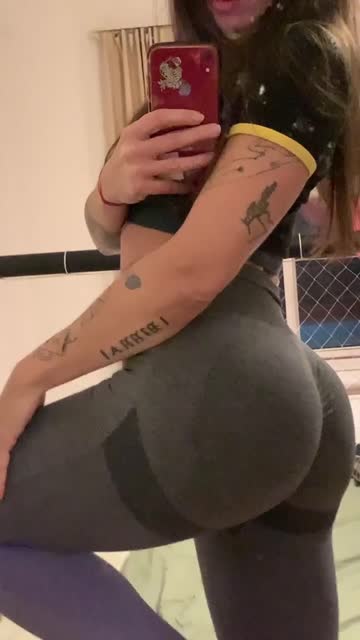 milf cute leggings booty yoga pants slimthick pawg free porn video