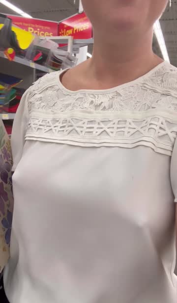 public boobs milf 