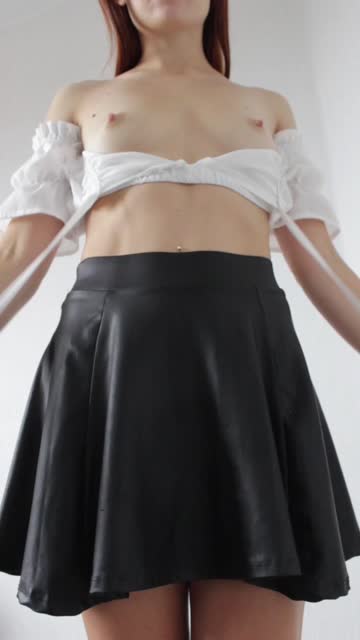 nude cute petite xxx video