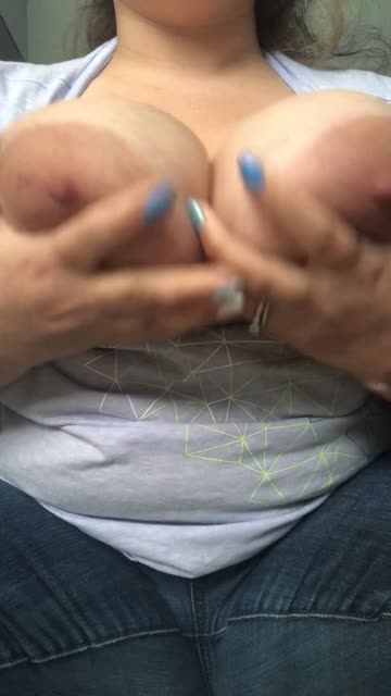 milf big tits natural tits hotwife tits thick 
