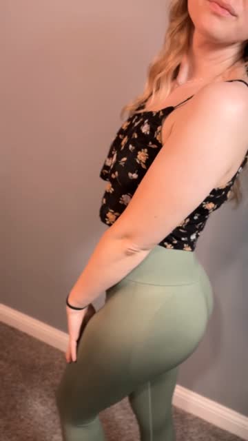 amateur hotwife ass 