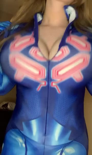 cosplay huge tits bouncing tits free porn video