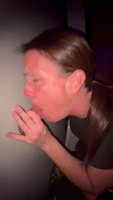 glory hole amateur petite blowjob milf onlyfans homemade porn video