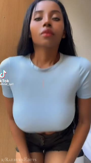 boobs tiktok bouncing tits 