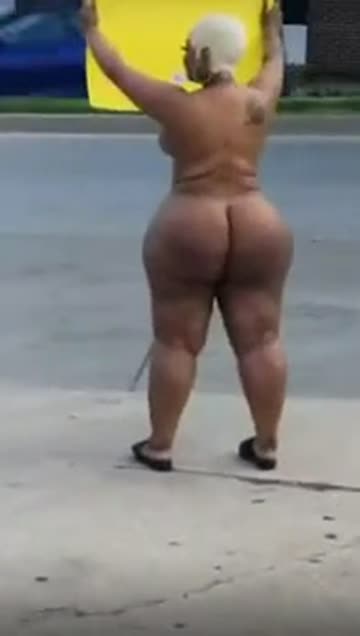 nude exhibitionism public ebony ass r/caughtpublic free porn video