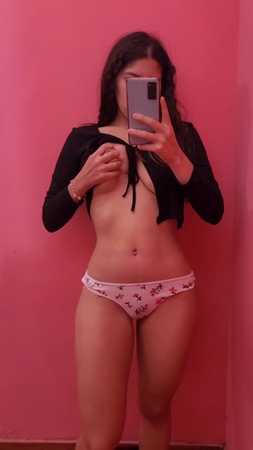 milf masturbating brunette nsfw video