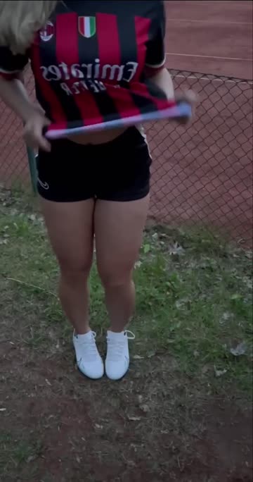 amateur teen blonde nsfw video