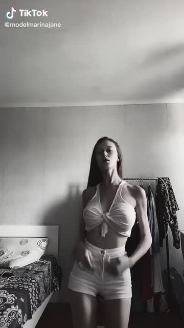 tiktok model dancing porn video