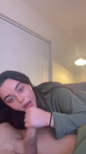 amateur 19 years old handjob hot video