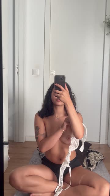 huge tits small tits small nipples nsfw video