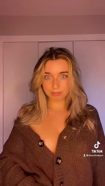 teen tiktok cute selfie hot video