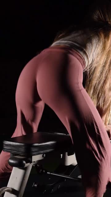 ass yoga pants teen pussy tits yoga big ass 