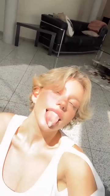 blonde ahegao tiktok xxx video