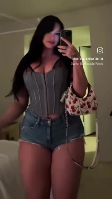 amateur ass big tits hot video
