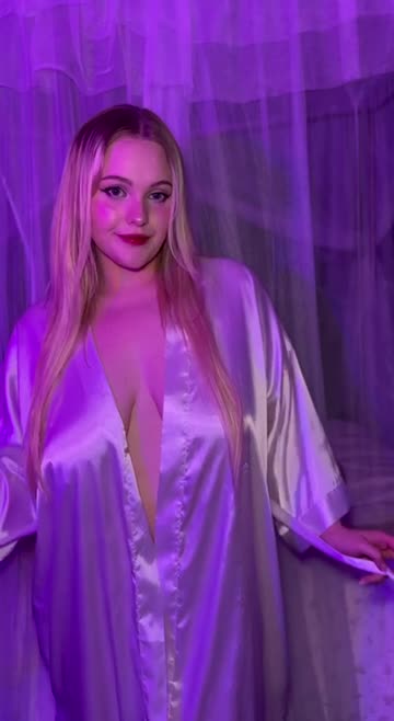 teen 18 years old busty hot video