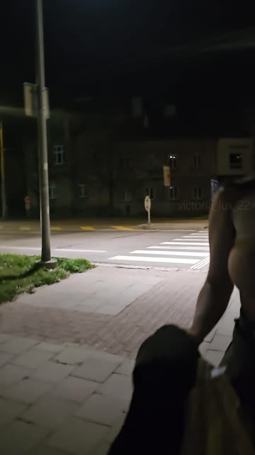 huge tits tits flashing boobs bouncing tits amateur nsfw video