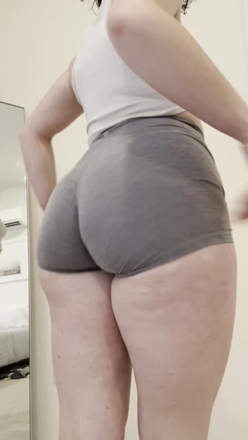 booty white girl jiggle curvy sex video