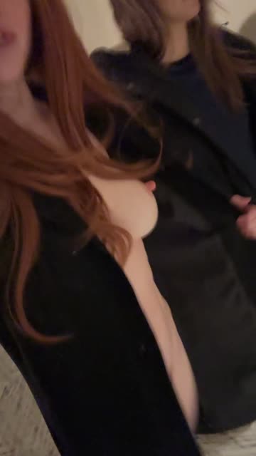 flashing big nipples wife naked spicytiktokginger 