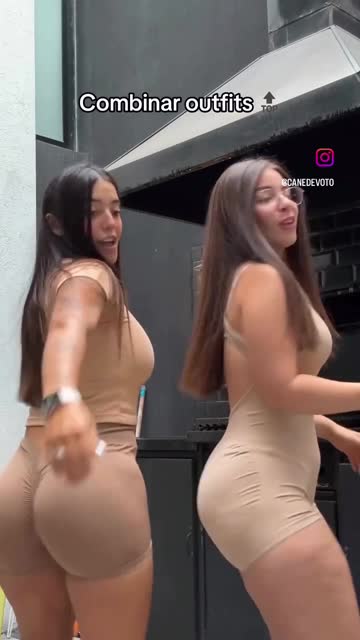 thick thighs ass shaking ass clapping hot video