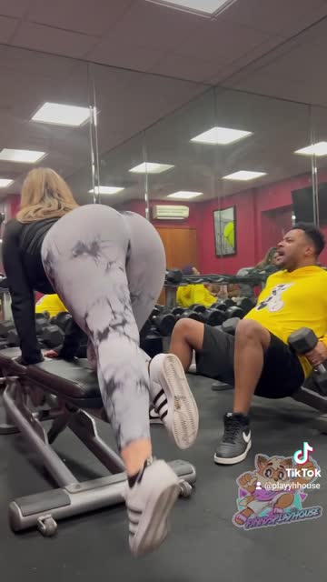 amateur ass big tits nsfw video