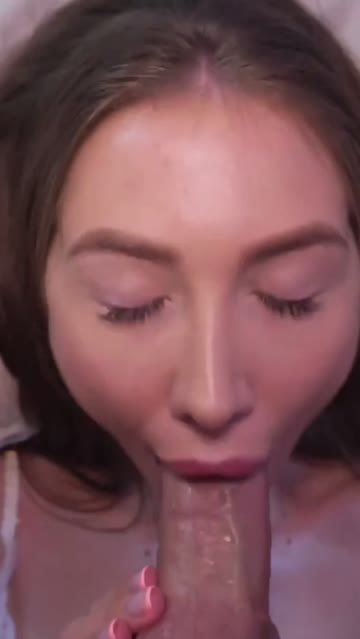 cumshot sloppy deepthroat brunette hot video