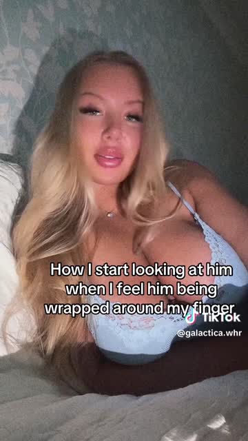 nsfw babe cute tits solo boobs 