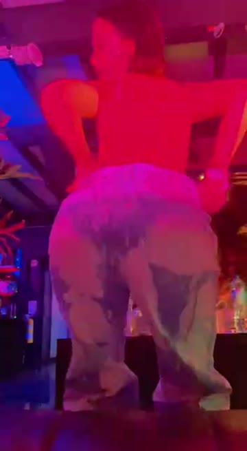 ass teasing dancing free porn video