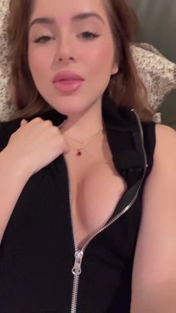 onlyfans teen tits hot video