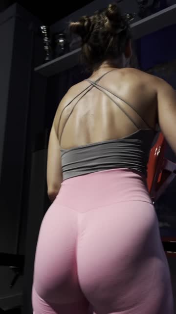 petite public fitness yoga yoga pants sport nsfw video