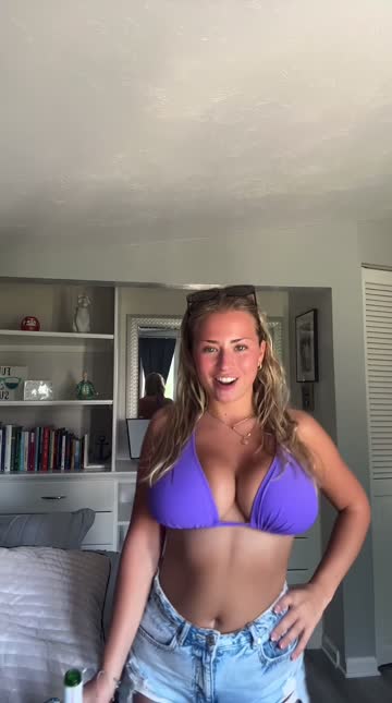 blonde huge tits babe big tits sex video