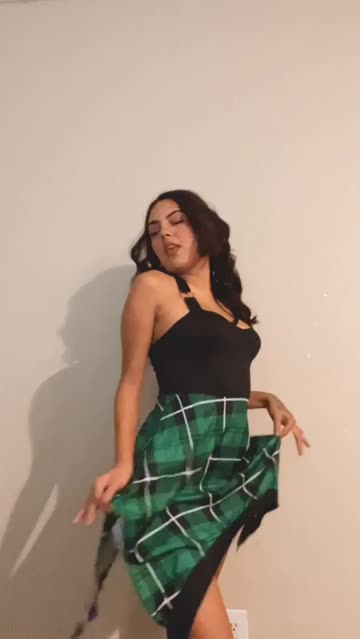 latina dancing teen 