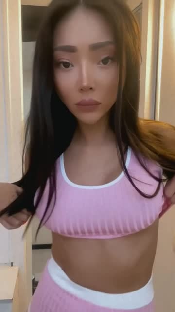 boobs asian kawaii girl 